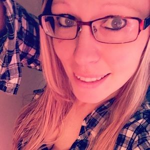 Meet your Posher, Debra